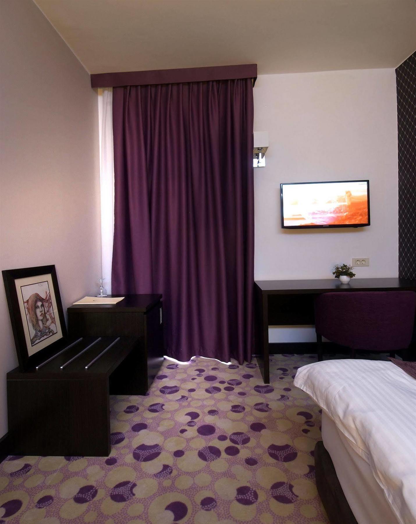 Hotel Park Doboj Exterior photo
